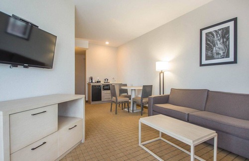 Campbell River Hotel | Comfort Inn & Suites