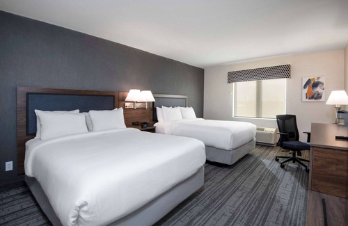 Carleton Place Hotel | Comfort Inn & Suites