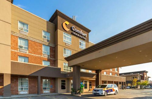 Fleetwood Hotel | Comfort Inn & Suites