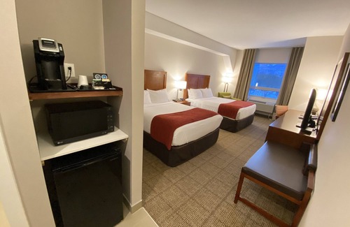 Valemount Hotel | Comfort Inn & Suites
