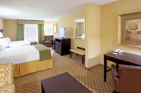 Chestertown Hotel | Comfort Inn & Suites Chestertown