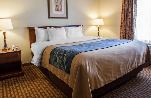Harrisonville Hotel | Comfort Inn & Suites Harrisonville