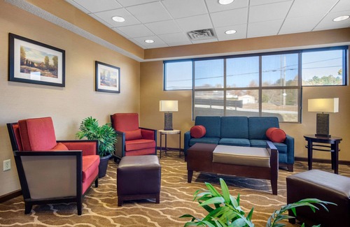 LaGrange Hotel | Comfort Inn & Suites La Grange