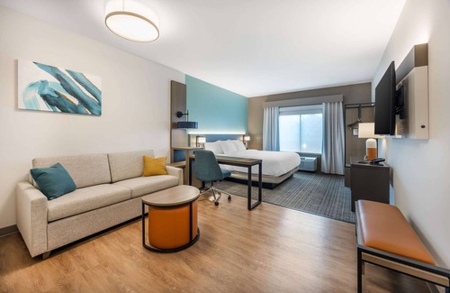 Bellevue Hotel | Comfort Inn & Suites Nashville - Bellevue Area