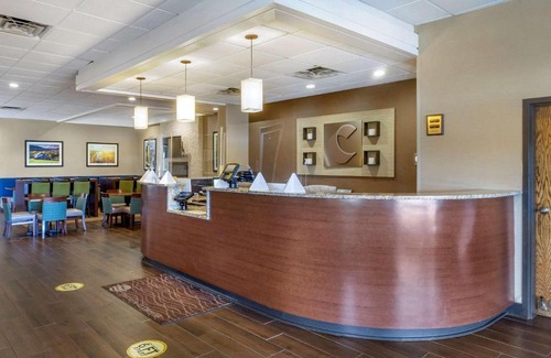 Danville Hotel | Comfort Inn & Suites near Danville Mall