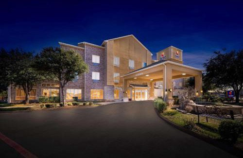 Corinth Hotel | Comfort Inn & Suites Near Lake Lewisville