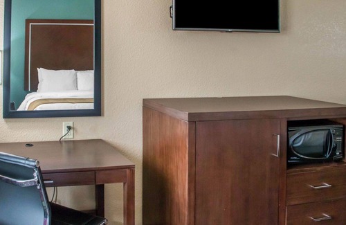 San Marcos Hotel | Comfort Inn & Suites San Marcos near Outlet Mall