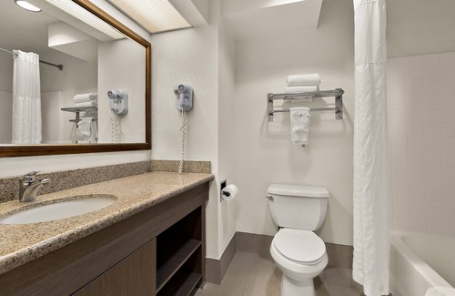 Three Rivers Hotel | Comfort Inn & Suites Sequoia/Kings Canyon