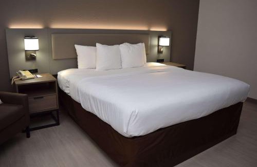 Syracuse Hotel | Comfort Inn & Suites Syracuse-Carrier Circle