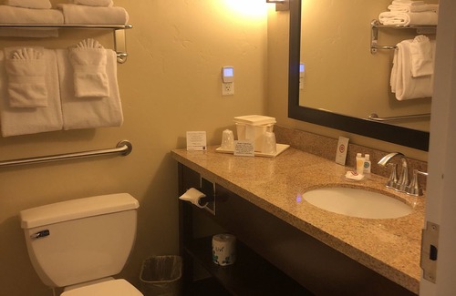 Lake Point Hotel | Comfort Inn & Suites Tooele - Salt Lake City