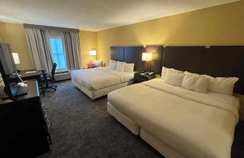 Lexington Park Hotel | Comfort Inn & Suites