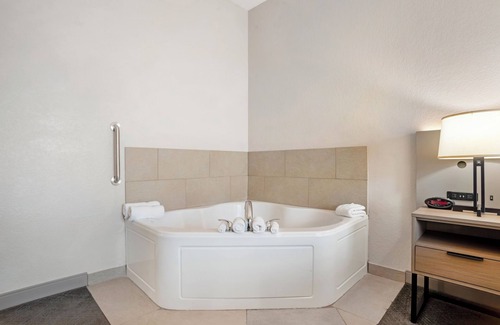 Slidell Hotel | Comfort Inn & Suites
