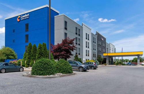 Emigsville Hotel | Comfort Inn & Suites York North