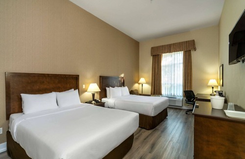 Fleetwood Hotel | Comfort Inn Surrey Hotel