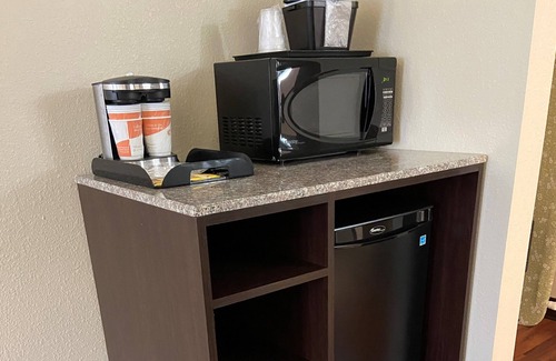 Connellsville Hotel | Comfort Inn