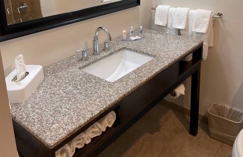 Connellsville Hotel | Comfort Inn