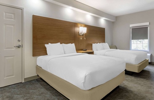 Martinsville Hotel | Comfort Inn