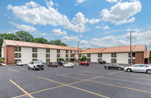 Milnesville Hotel | Comfort Inn