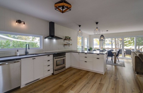 Dunham Ski Chalet | Comfort Lake Selby