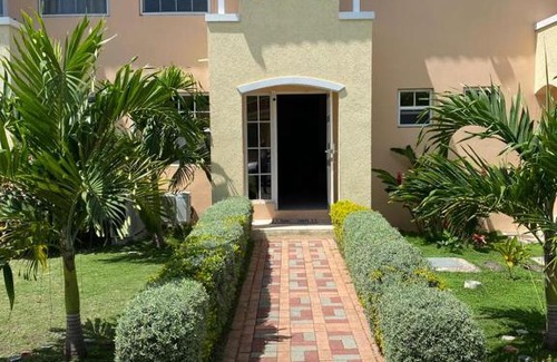 Boscobel House | Comfort Rest, Huddersfield Estate, St. Mary, Jamaica