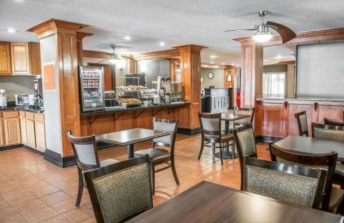 Northeast Heights Hotel | Comfort Suites Albuquerque-North Journal Center