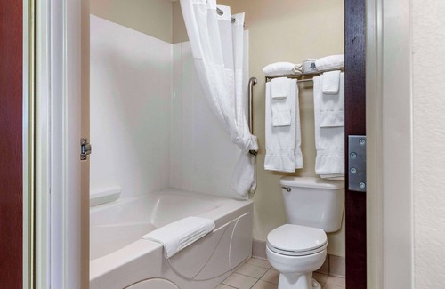 Grandville Hotel | Comfort Suites Grandville - Grand Rapids SW