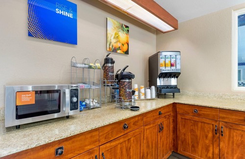 Lakewood Hotel | Comfort Suites Lakewood - Denver
