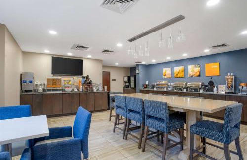 Huntersville Hotel | Comfort Suites near Birkdale Village- Huntersville