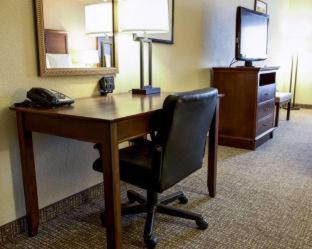 Fellowship Hotel | Comfort Suites Ocala North