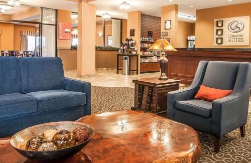 Redmond Hotel | Comfort Suites Redmond Airport
