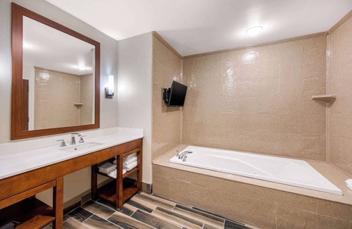 Liberal Hotel | Comfort Suites