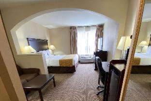 Tulare Hotel | Comfort Suites