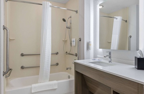 Brownsburg Hotel | Comfort Suites West Indianapolis - Brownsburg