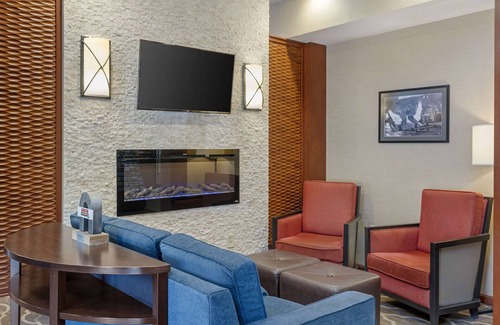 Brownsburg Hotel | Comfort Suites West Indianapolis - Brownsburg