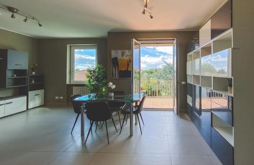 Pavia Apartment | Comfort urbano con box auto privato