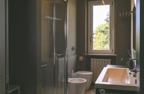 Pavia Apartment | Comfort urbano con box auto privato