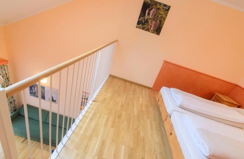 Sirnitz-Sonnseite House | Comfort Vierbettzimmer, Halbpension - Jufa Hotel Hochrindl