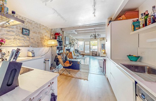 Verteuil-sur-Charente House | Comfortable and artistic cottage centrally located in Verteuil-sur-Charente.