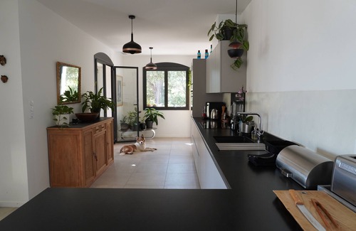 Chateauneuf-le-Rouge Villa | Comfortable house in the heart of nature, not overlooked, with private swimming pool