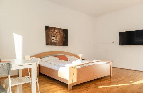 Landstrasse Apartment | Comfortable 3BR -Belvedere -Perfect for long stays