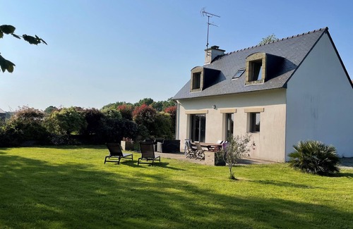 Combrit House | Comfortable 4-6P house with trees, near the beach in Sainte Marine - WIFI