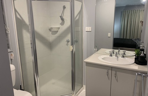 Shepparton South House | Comfortable 4 Bedroom house in Shepparton