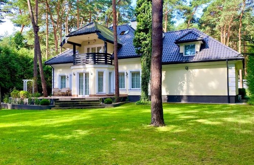 Sekocin Stary Villa | Comfortable 4 bedroom villa outdoor wood-fired sauna Warsaw