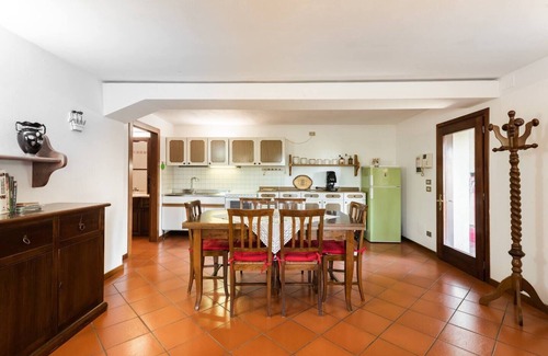 Farra di Soligo Apartment | Comfortable 80 sq m apartment in the center with garden and parking.