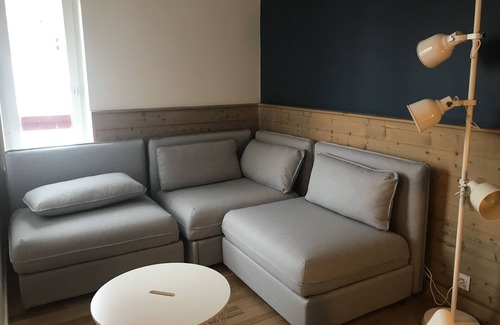 La Perriere Apartment | Comfortable and bright family apartment with skis on your feet