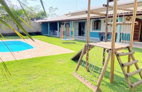 Socorro House | Comfortable and cozy family atmosphere with a beautiful view of the mountains