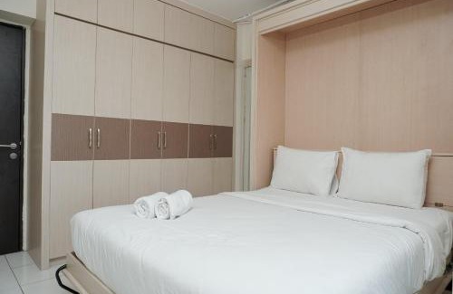 Kebagusan Apartment | Comfortable and Homey Studio Apartment at Kebagusan City By Travelio