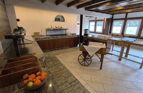 Winterberg House | Comfortable and versatile room -perfect for relaxation, work and exchange