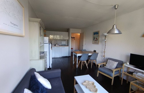 Montgenevre Apartment | Comfortable apartment for 4, sunny balcony, parking, close to slopes