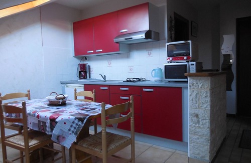 La Pesse Apartment | Comfortable apartment - CLEVACANCES- 2 clés (2 pers)